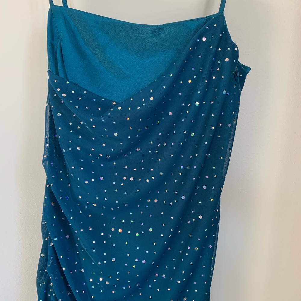 Custom-made prom/chic dress - Picture 3 of 5